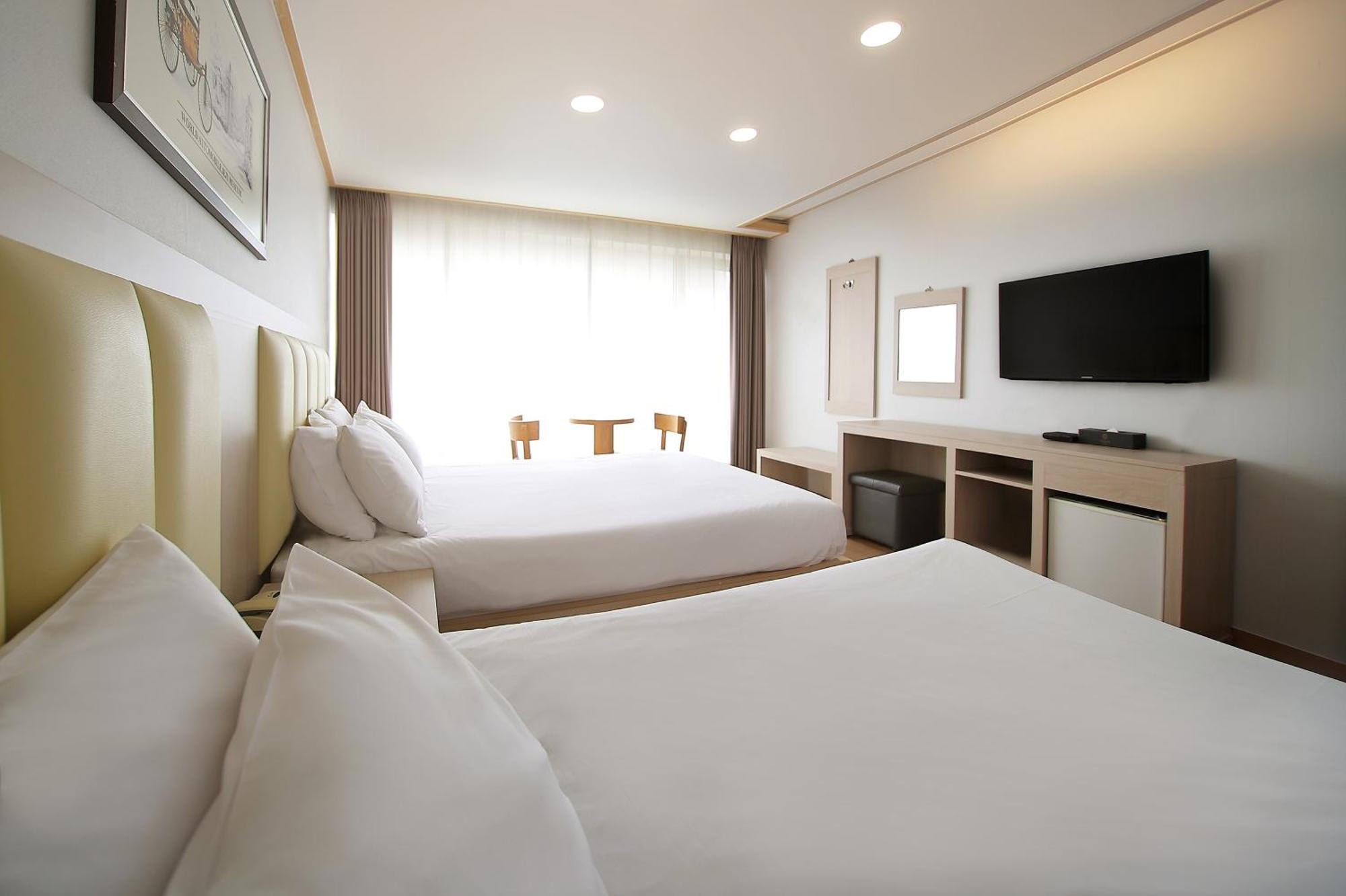 Shin Shin Hotel Jeju City Exterior foto